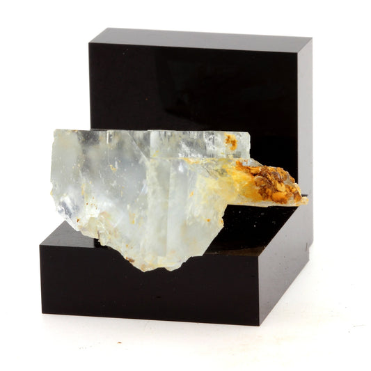 Fluorite. 83.0 carats. Langeac, Haute-Loire, France