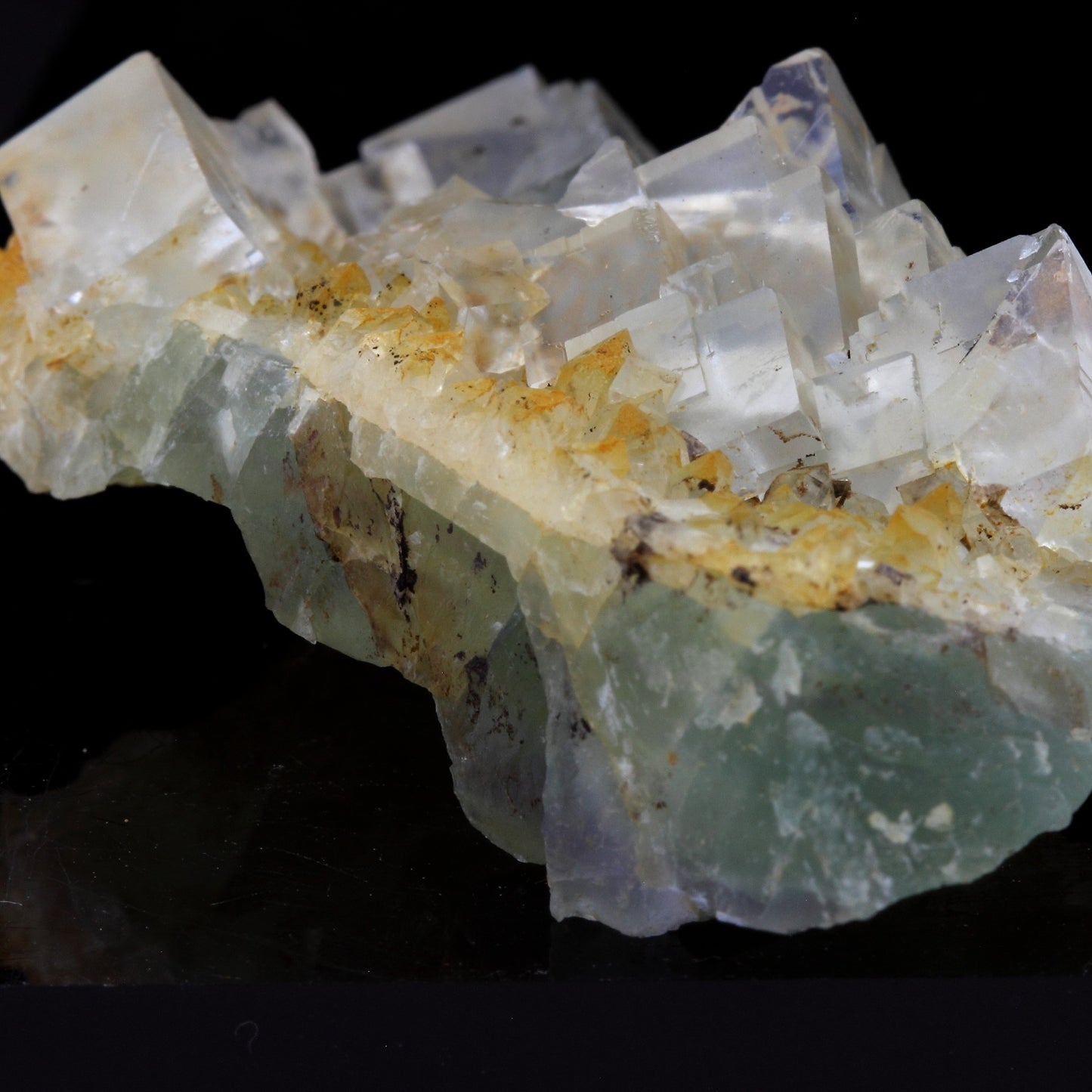 Fluorite + Quartz. 162.4 carats. Langeac, Haute-Loire, France