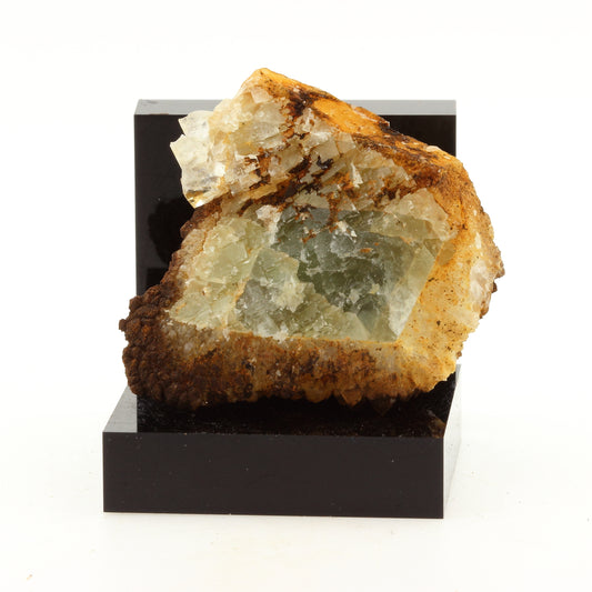 Fluorite + Quartz. 216.1 carats. Langeac, Haute-Loire, France