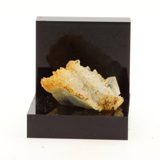 Fluorite + Quartz. 87.8 carats. Langeac, Haute-Loire, France
