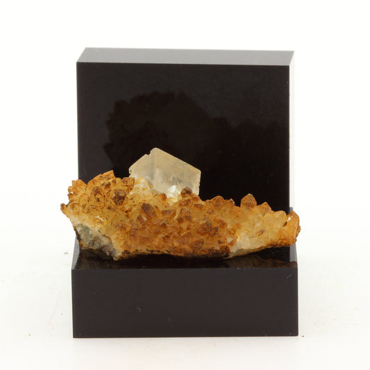 Fluorite + Quartz. 31.1 carats. Langeac, Haute-Loire, France