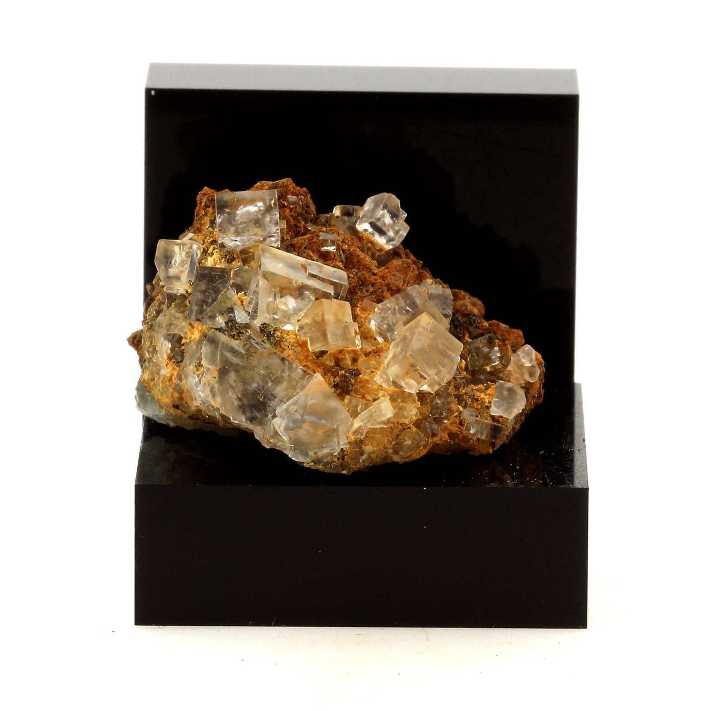 Fluorite + Quartz. 69.4 carats. Langeac, Haute-Loire, France