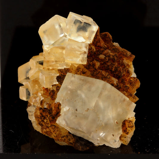 Fluorite + Quartz. 40.6 carats. Langeac, Haute-Loire, France