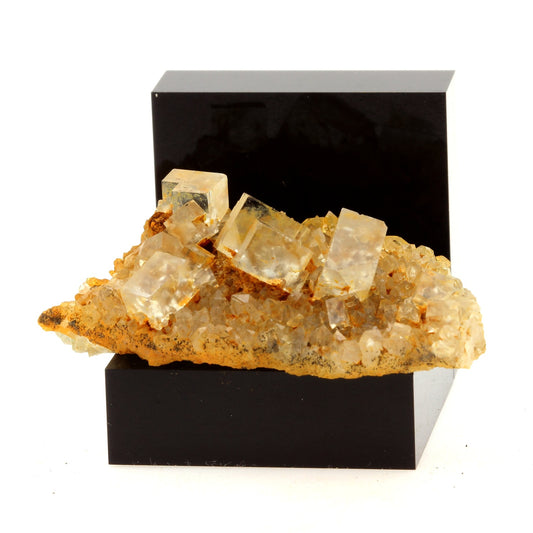 Fluorite + Quartz. 77.2 carats. Langeac, Haute-Loire, France