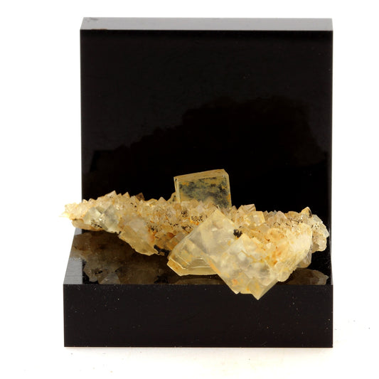 Fluorite + Quartz. 63.9 carats. Langeac, Haute-Loire, France