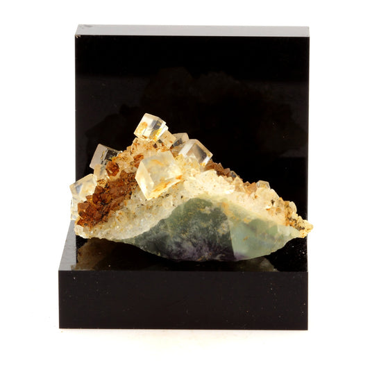 Fluorite + Quartz. 122.9 carats. Langeac, Haute-Loire, France
