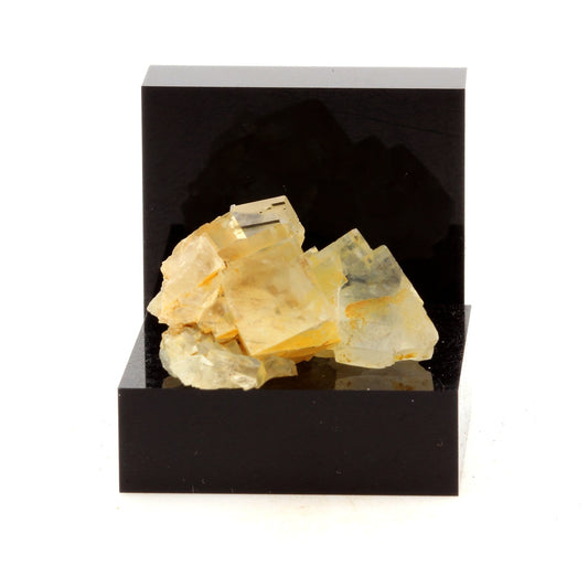 Fluorite + Quartz. 47.1 carats. Langeac, Haute-Loire, France