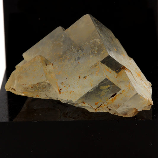 Fluorite. 48.4 carats. Langeac, Haute-Loire, France
