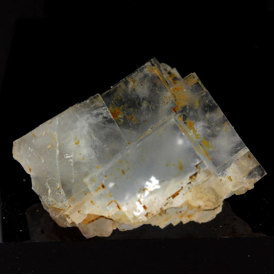 Fluorite. 92.4 carats. Langeac, Haute-Loire, France