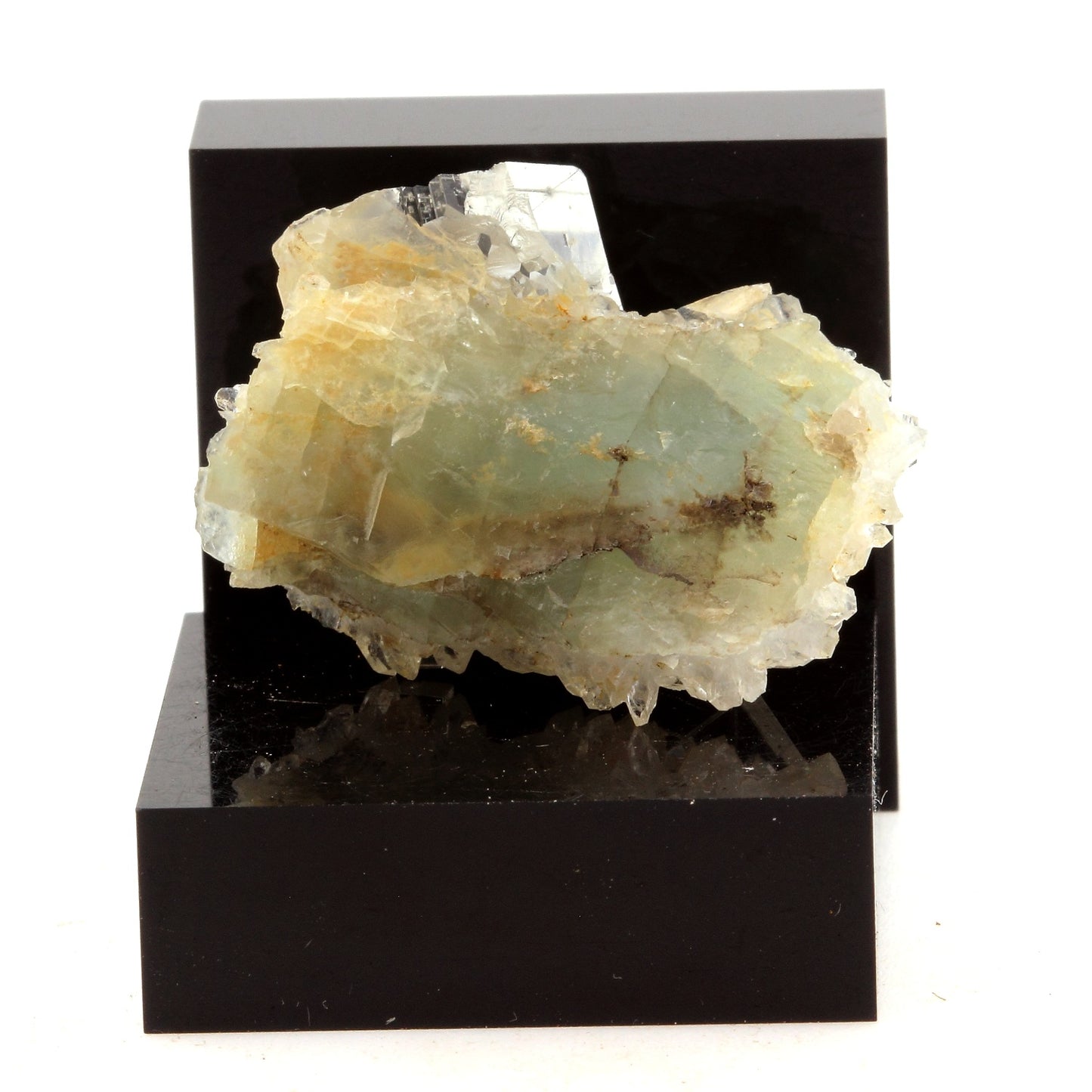 Fluorite + Quartz. 41.2 carats. Langeac, Haute-Loire, France