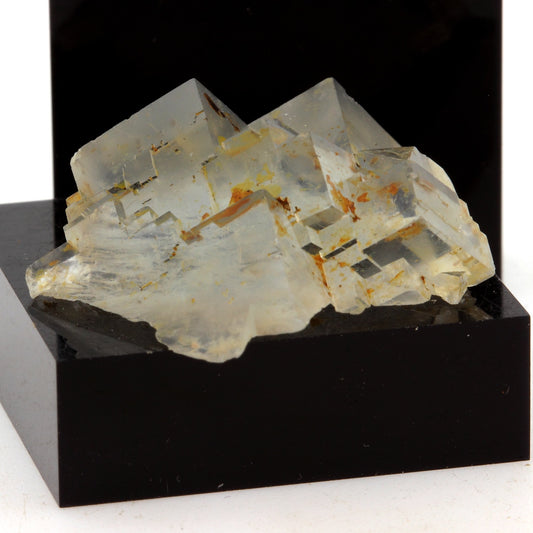 Fluorite. 42.4 carats. Langeac, Haute-Loire, France