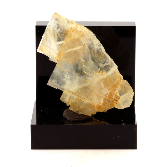 Fluorite. 102.0 carats. Langeac, Haute-Loire, France