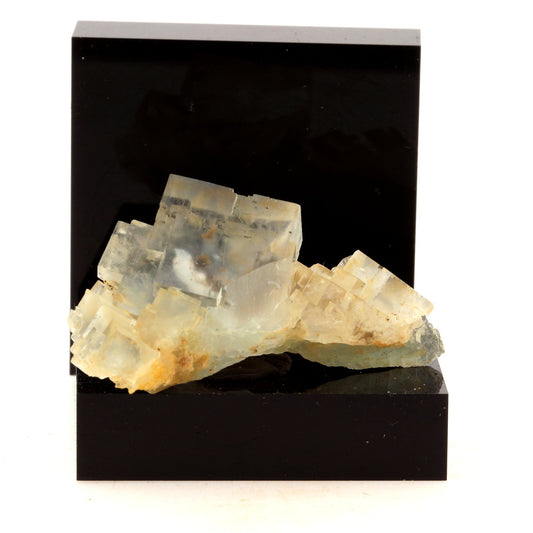 Fluorite. 79.2 carats. Langeac, Haute-Loire, France