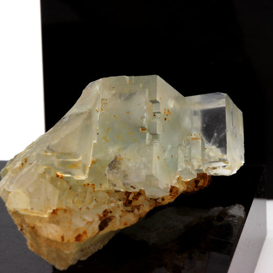Fluorite + Quartz. 71.5 carats. Langeac, Haute-Loire, France