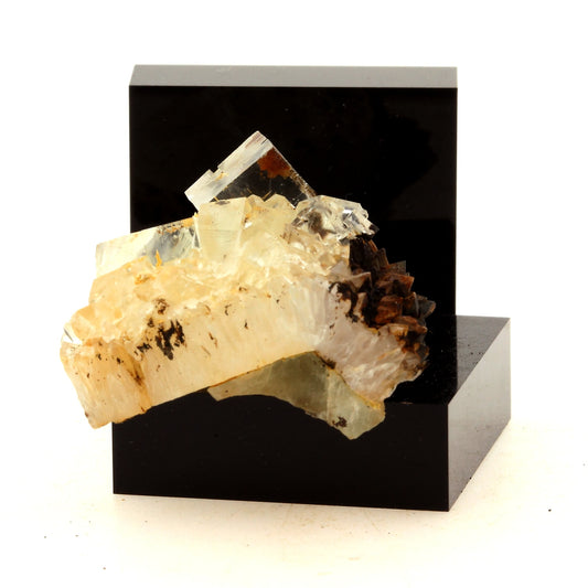 Fluorite + Quartz. 71.4 carats. Langeac, Haute-Loire, France