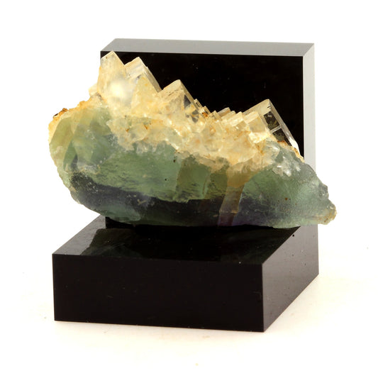 Fluorite + Quartz. 124.8 carats. Langeac, Haute-Loire, France