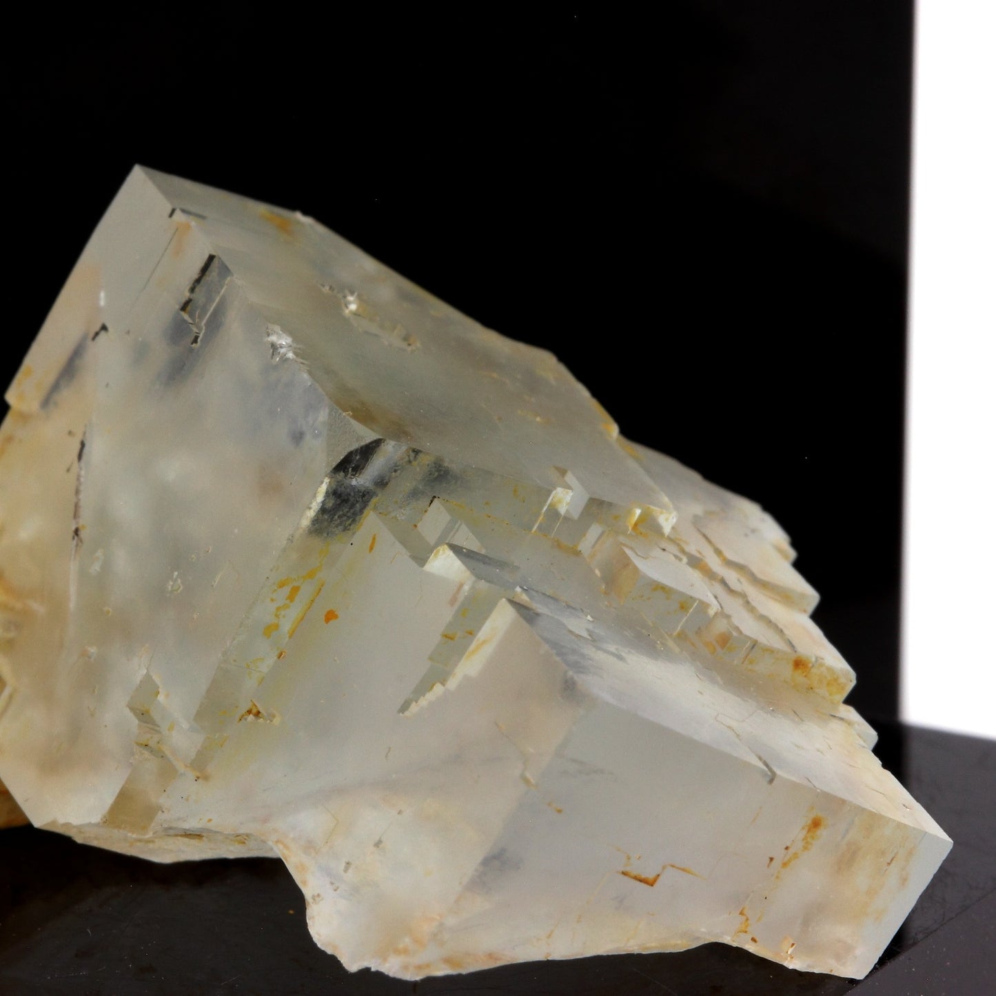 Fluorite + Quartz. 128.5 carats. Langeac, Haute-Loire, France