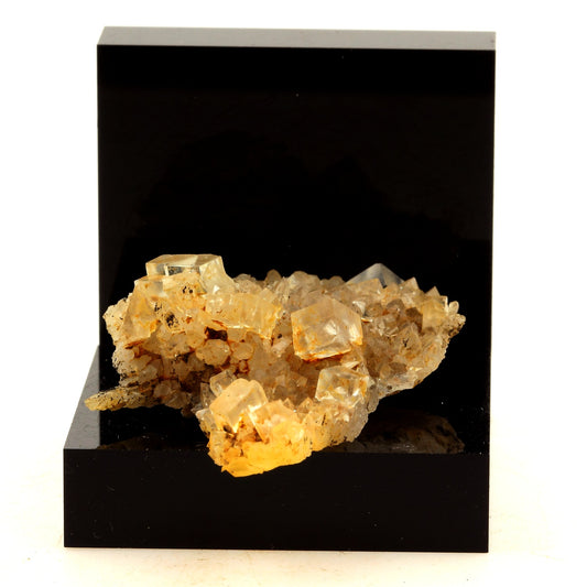 Fluorite + Quartz. 72.3 carats. Langeac, Haute-Loire, France