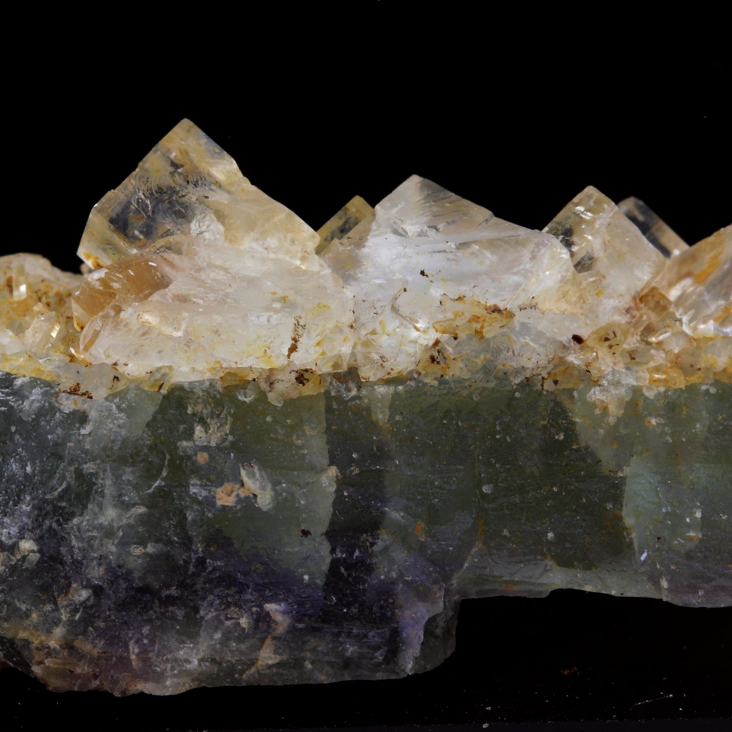 Fluorite + Quartz. 128.0 carats. Langeac, Haute-Loire, France