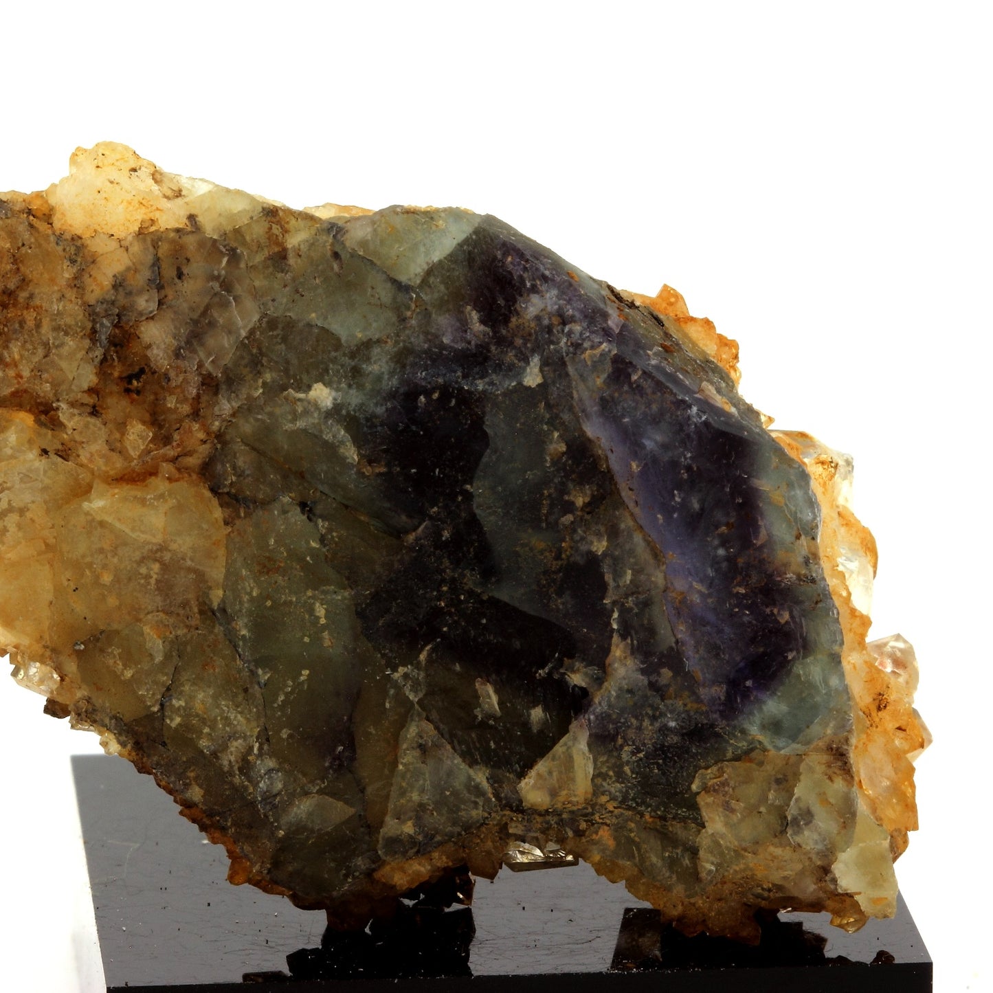 Fluorite + Quartz. 206.3 carats. Langeac, Haute-Loire, France