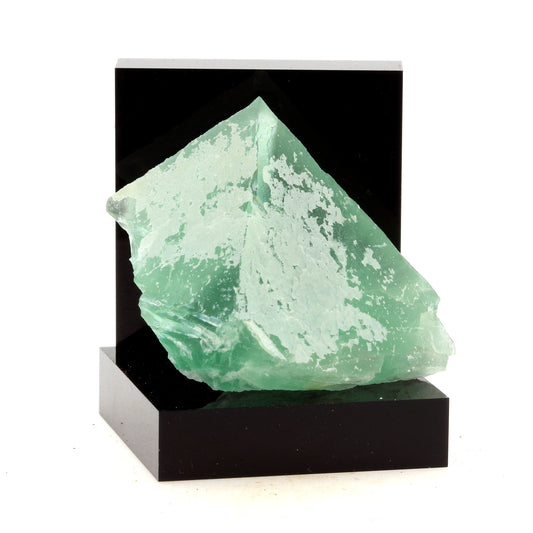 Fluorite. 284.7 carats. Langeac, Haute-Loire, France