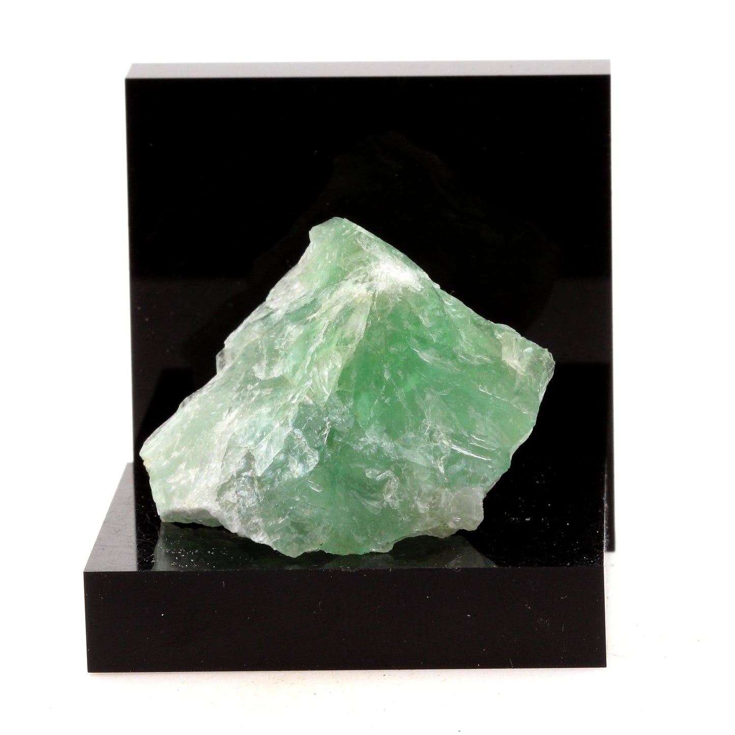 Fluorite. 172.1 carats. Langeac, Haute-Loire, France
