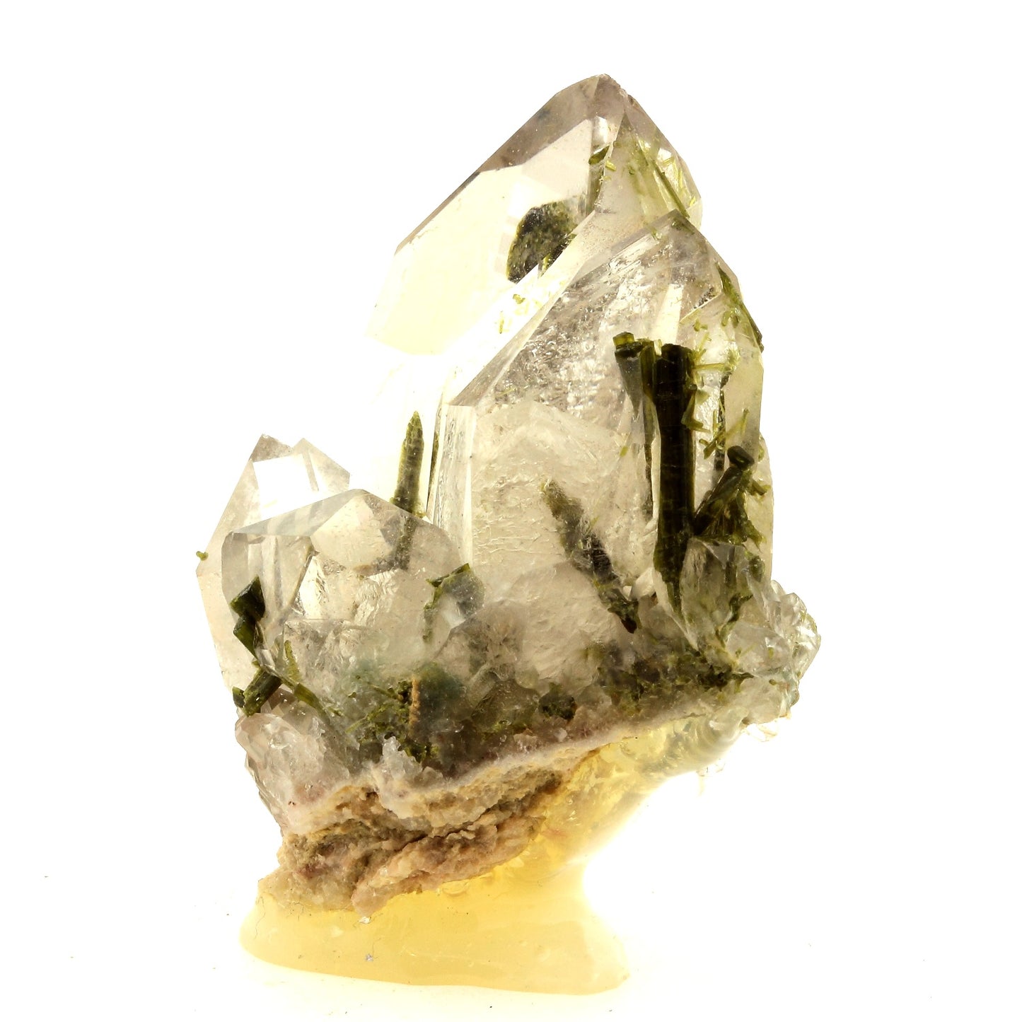 Quartz + Epidote. 313.1 carats. Caetité, Bahia, Brésil