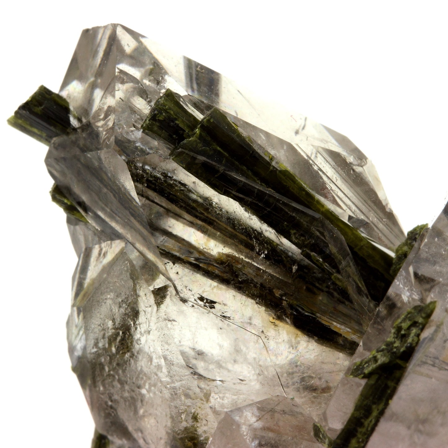 Quartz + Epidote. 1780.0 carats. Caetité, Bahia, Brésil