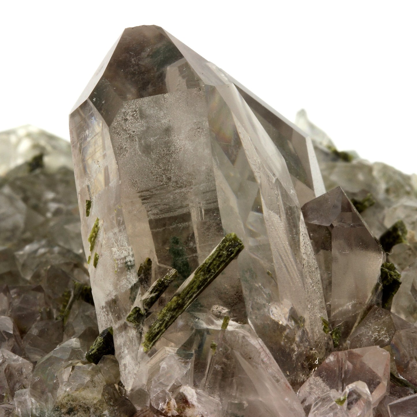 Quartz + Epidote. 1060.0 carats. Caetité, Bahia, Brésil