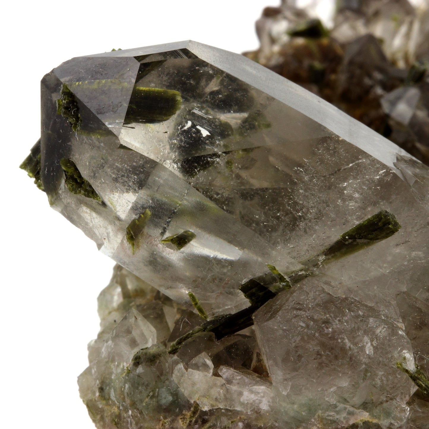 Quartz + Epidote. 1395.0 carats. Caetité, Bahia, Brésil