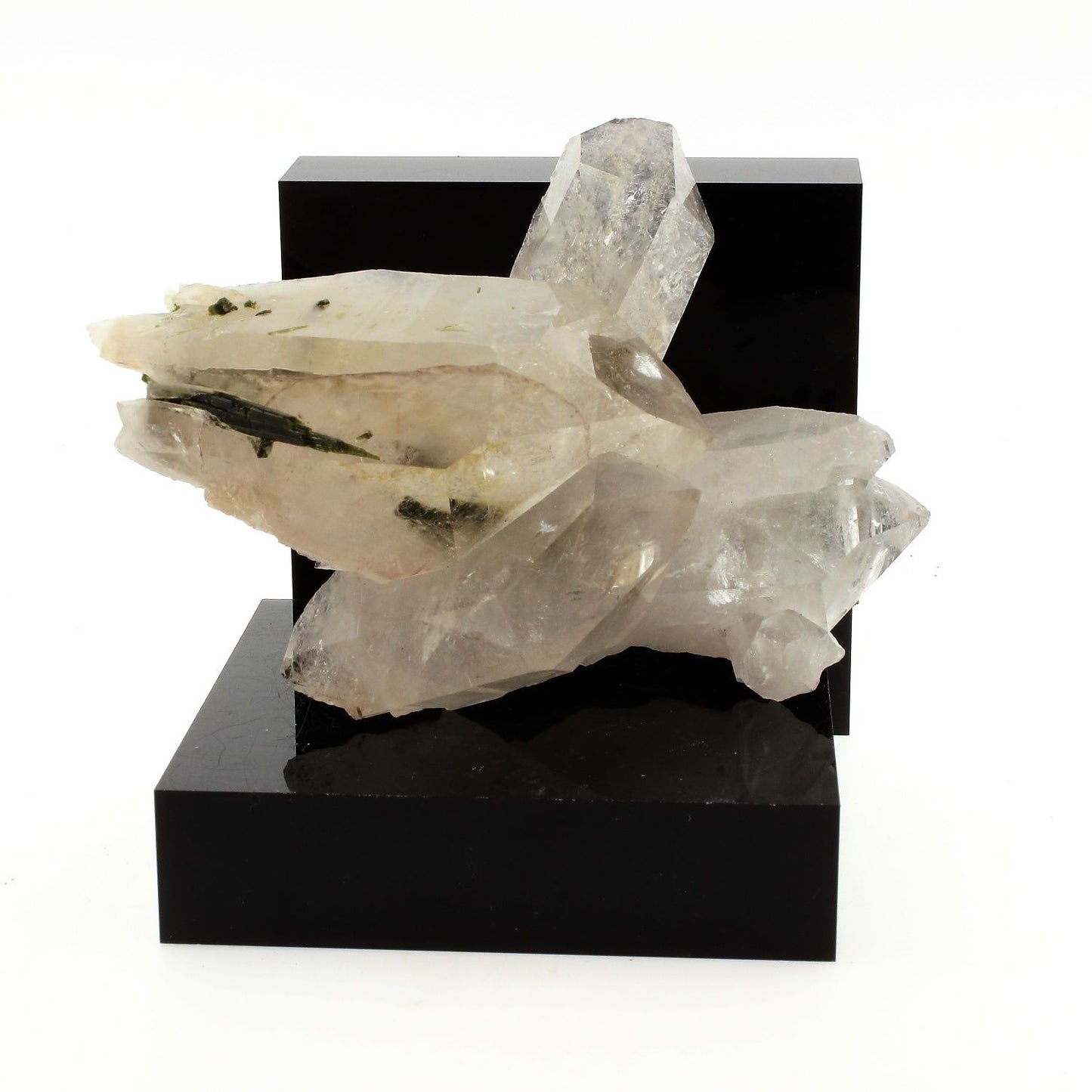 Quartz + Epidote. 1090.1 carats. Caetité, Bahia, Brésil