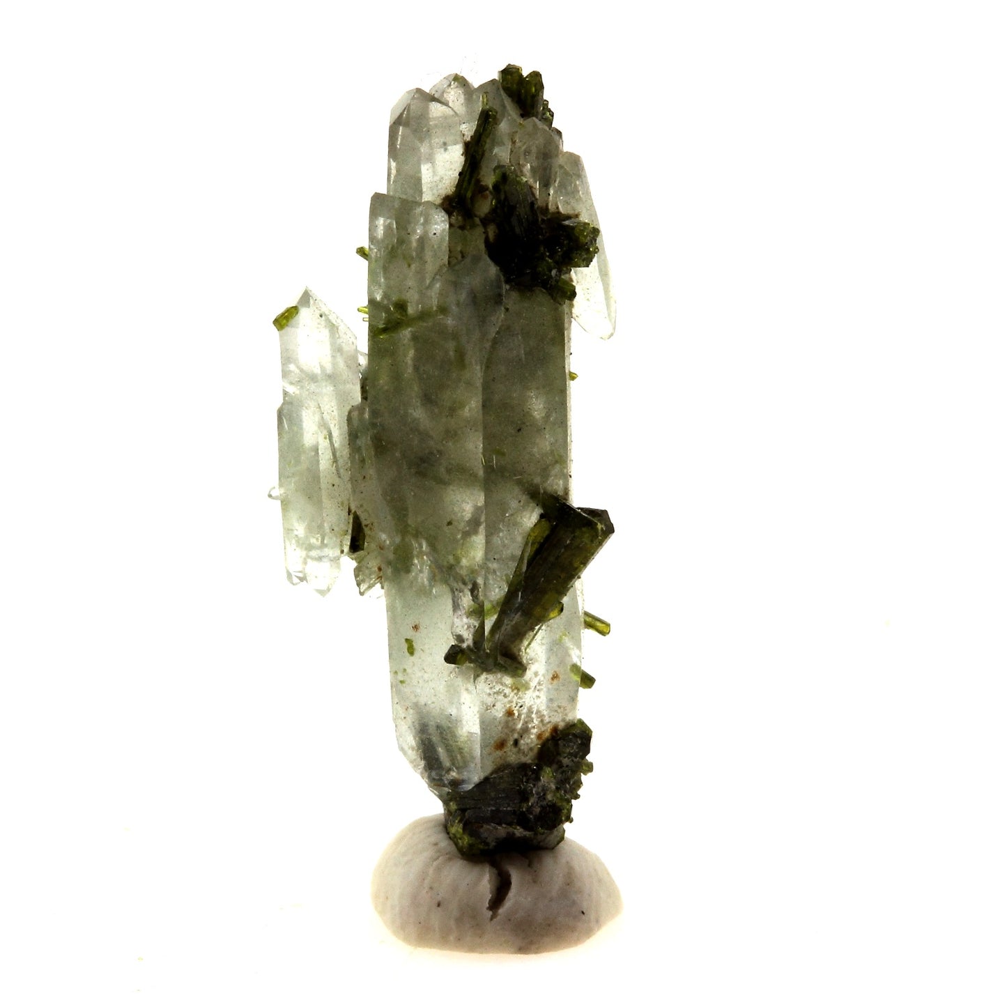 Epidote + Quartz. 9.57 carats. Cornillon, Bourg d'Oisans, France