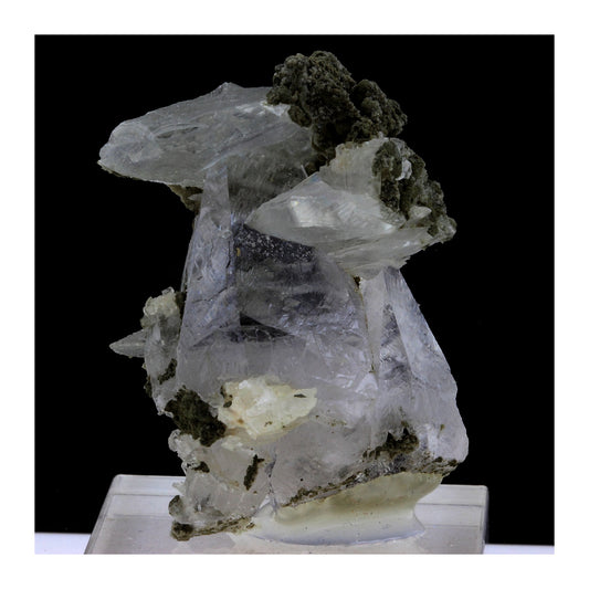 Calcite. 283.5 carats. Nikolaevskiy Mine, Dal'negorsk, Russie