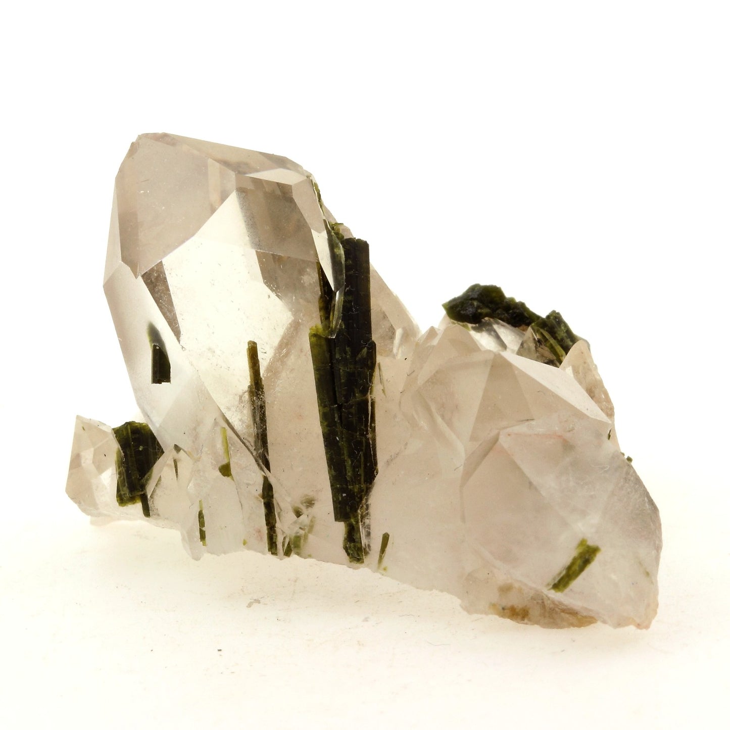 Quartz + Epidote. 240.9 carats. Caetité, Bahia, Brésil