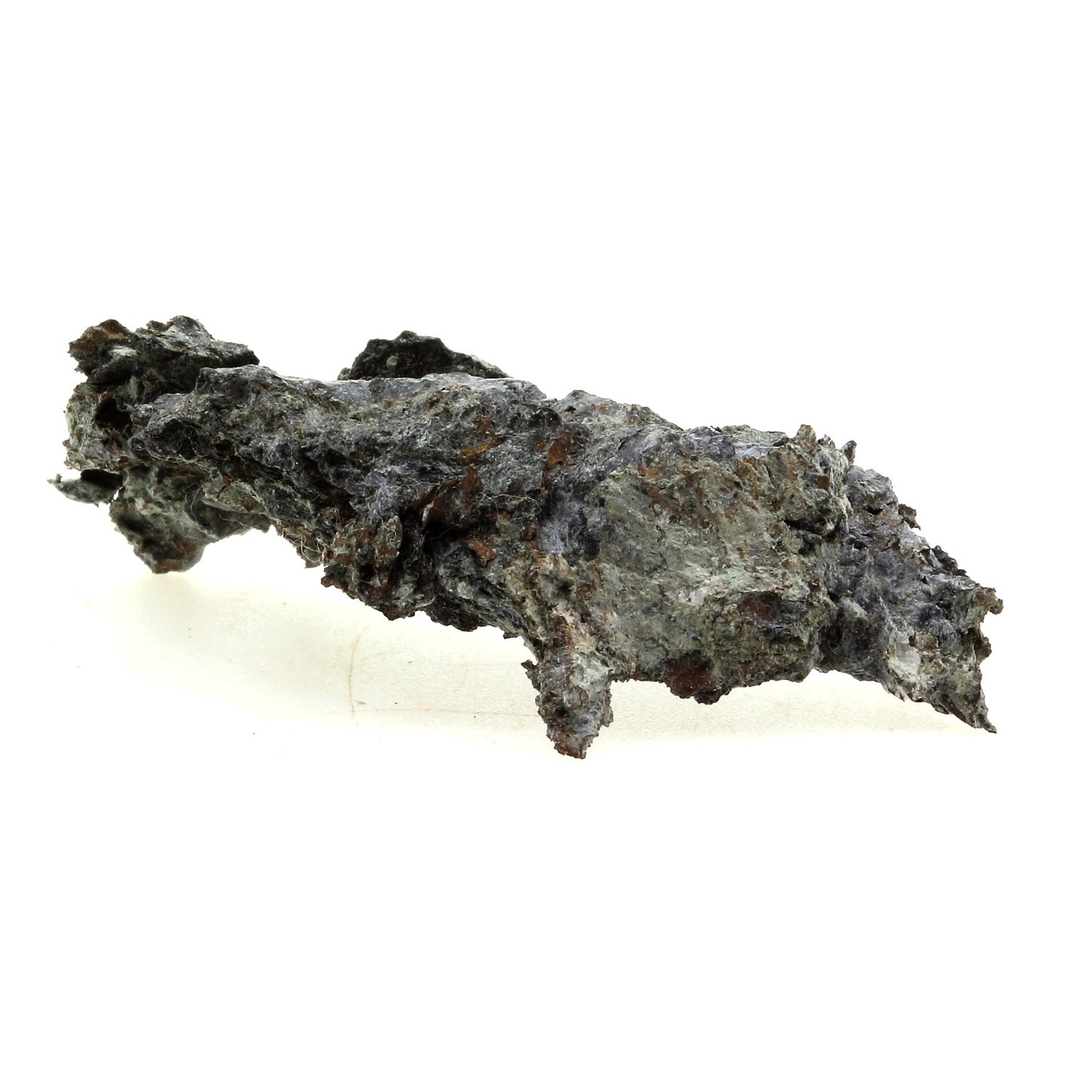 Cuivre natif. 53.8 carats. Saint-Véran, Hautes-Alpes, France