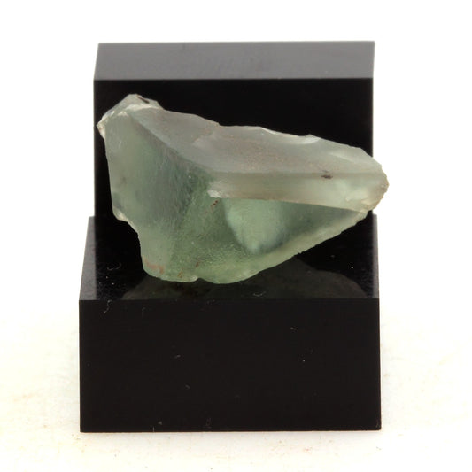 Fluorite verte. 22.7 carats. Massif des Aravis, Haute-Savoie, France