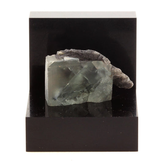 Fluorite verte, 29.8 carats. Massif des Aravis, Haute-Savoie, France