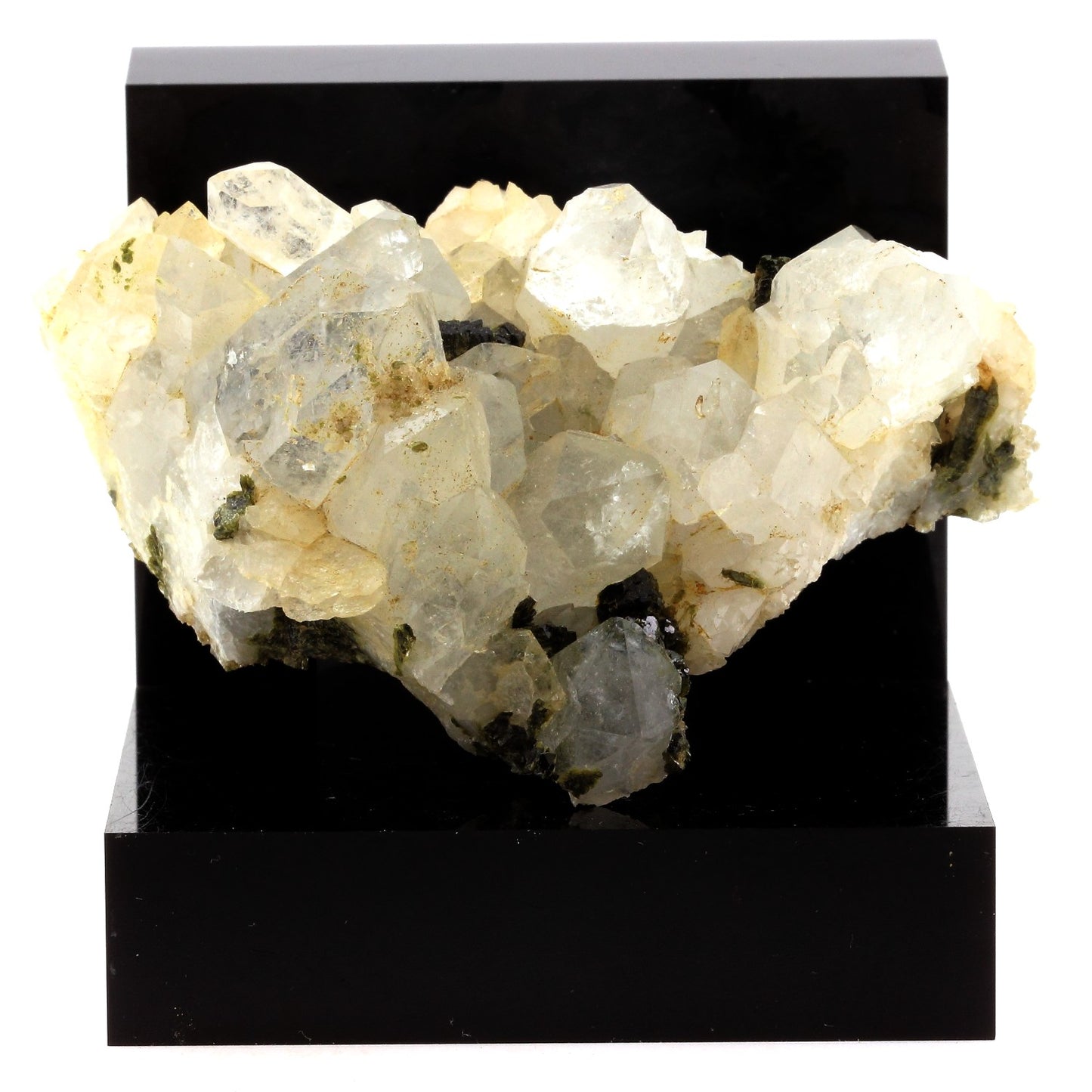 Epidote + Quartz. 1035.1 carats. Saint-Véran, Hautes-Alpes, France