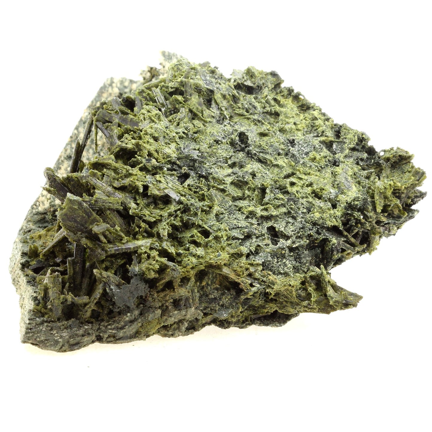 Epidote. 1070.0 carats. Cornillon, Bourg d'Oisans, Isère, France