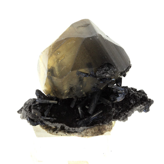 Calcite + Stibnite. 318.2 carats. Xikuangshan Sb deposit, Hunan, Chine