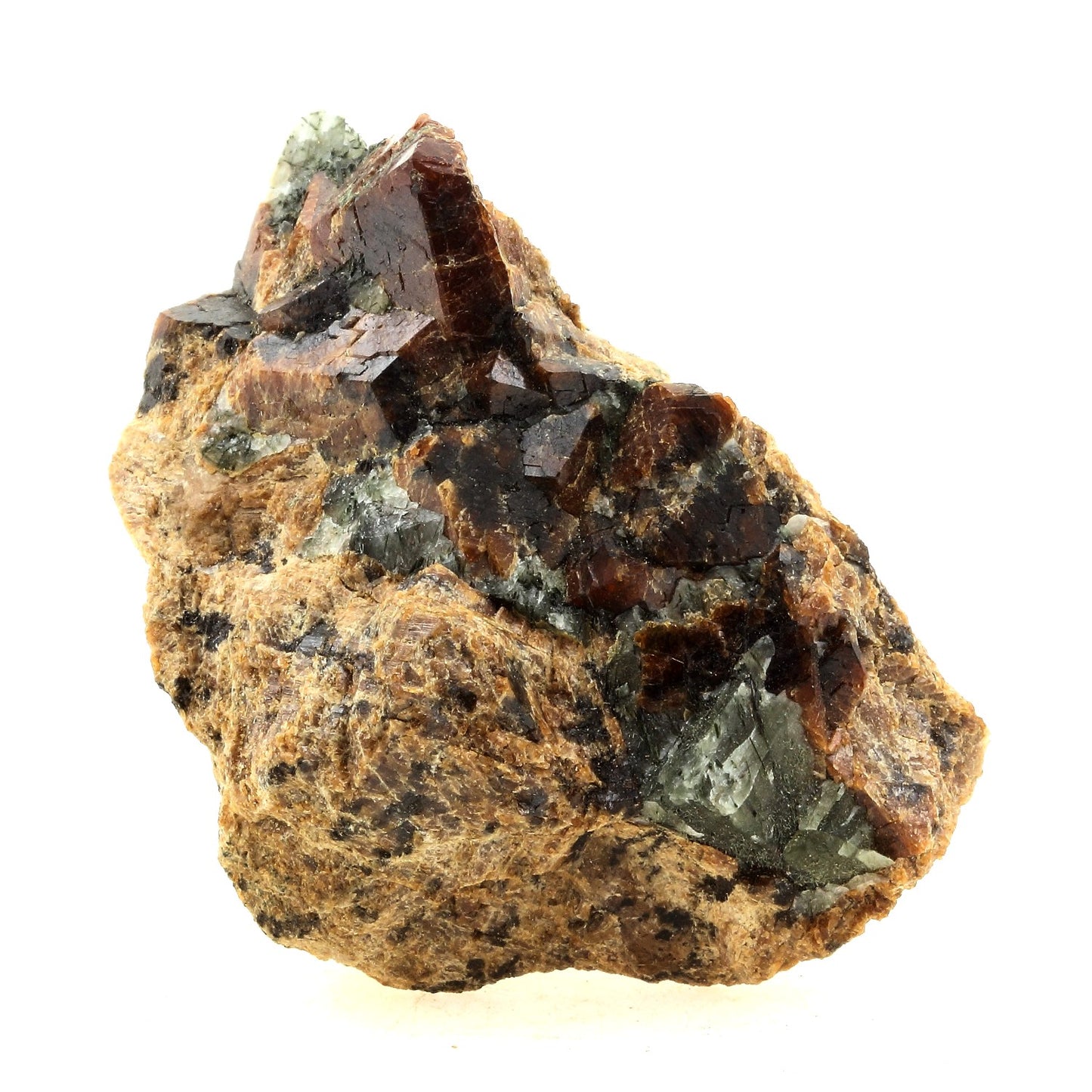 Grenat Grossulaire-Andradite. 374,2 carats. Pyrénées-Orientales, France