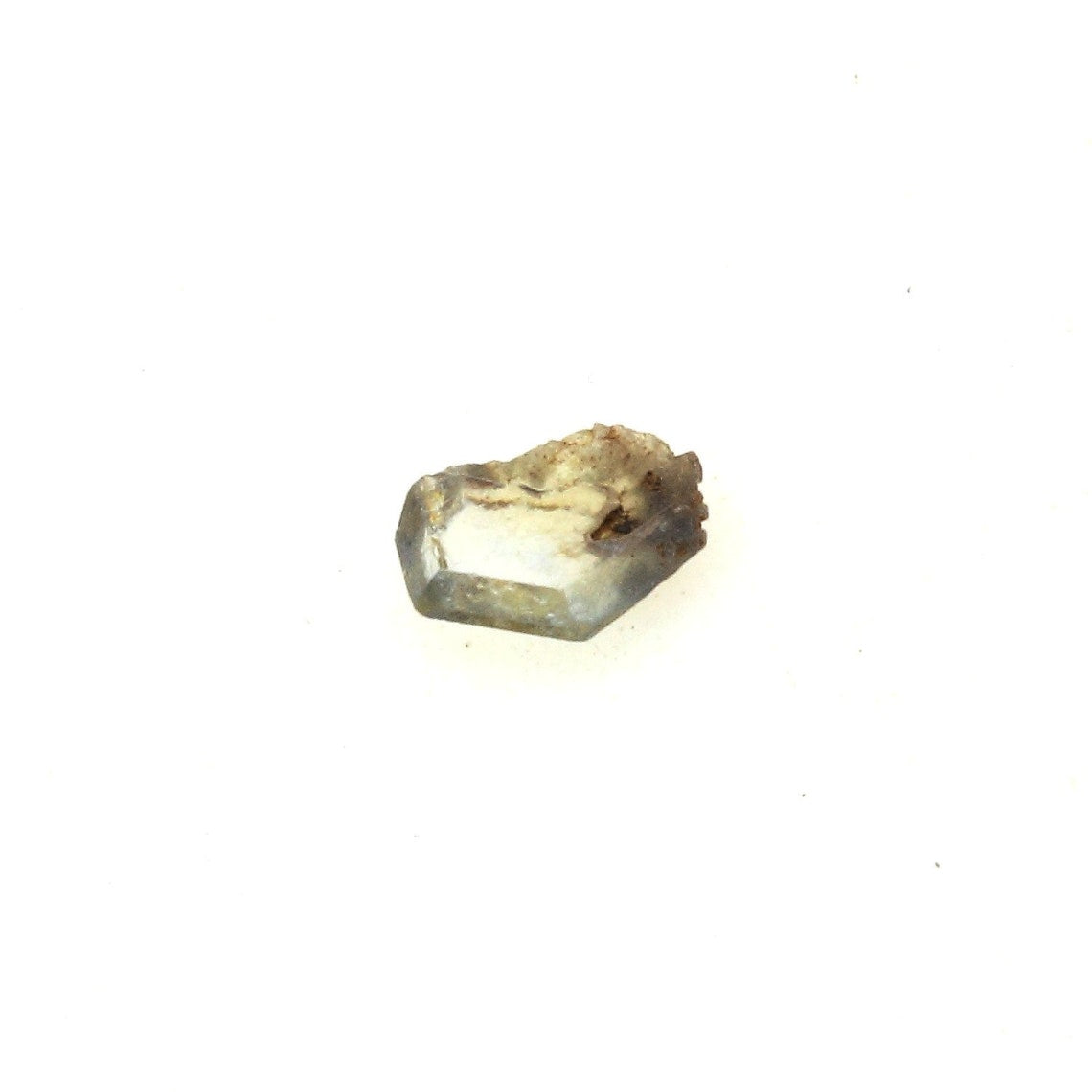 Bénitoïte. 0.125 carats. San Benito Co., California, USA