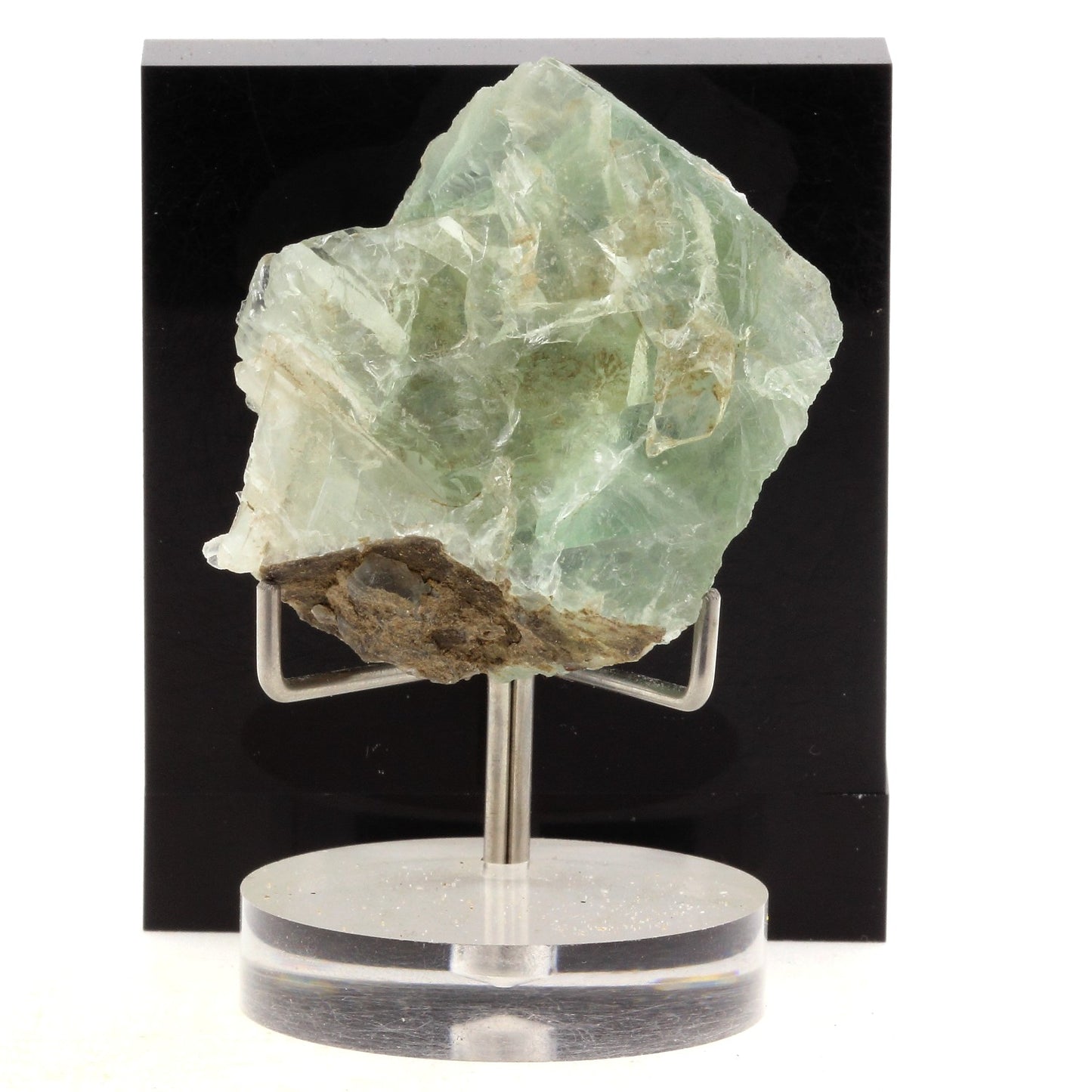 Fluorite verte. 154.1 carats. Massif des Aravis, Haute-Savoie, France
