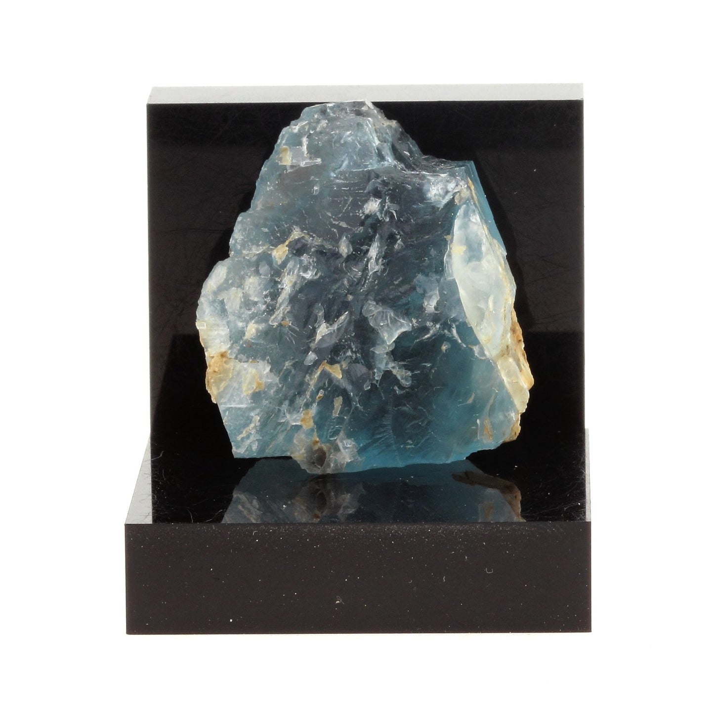 Fluorite verte. 112.8 carats. Massif des Aravis, Haute-Savoie, France