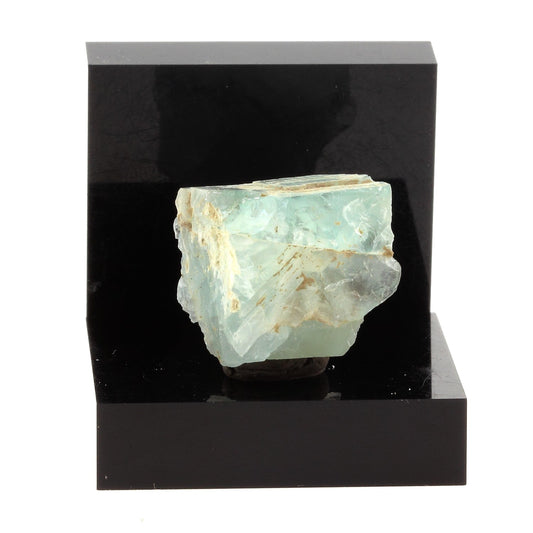 Fluorite verte. 61.6 carats. Massif des Aravis, Haute-Savoie, France