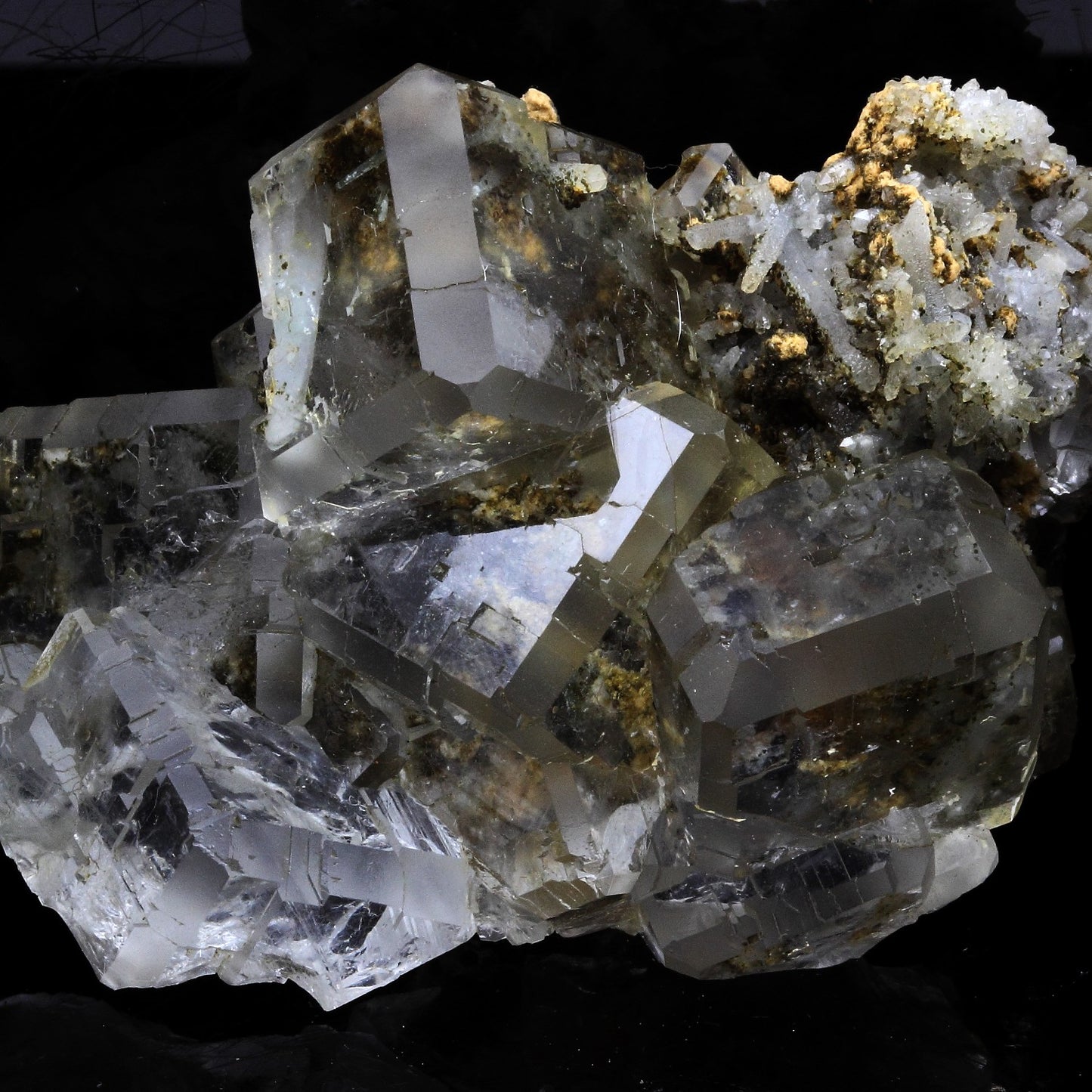 Fluorite. 721.3 carats. Nikolaevskiy Mine, Dal'negorsk, Russie