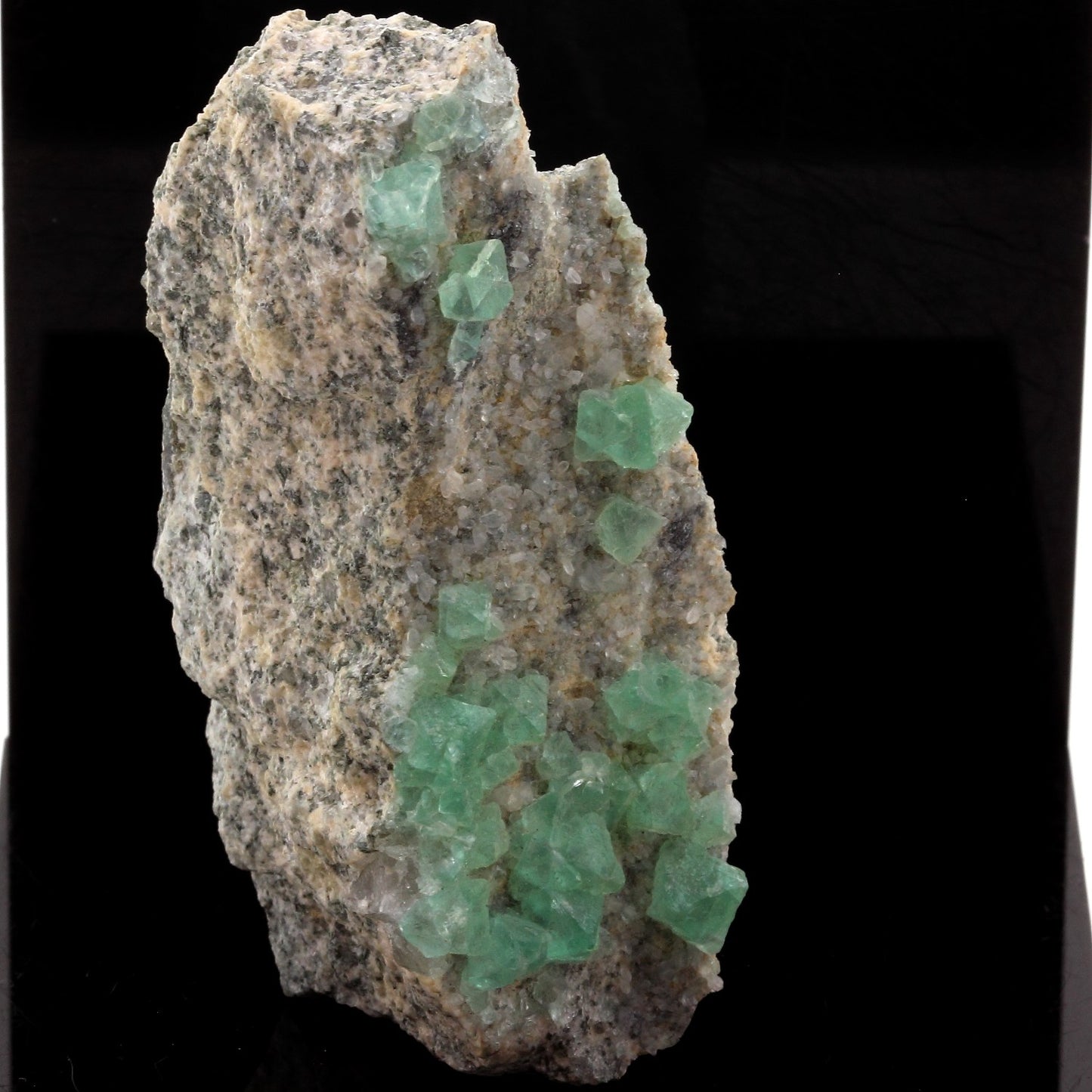 Fluorite. 607.9 carats. El Papiol, Barcelona, Espagne