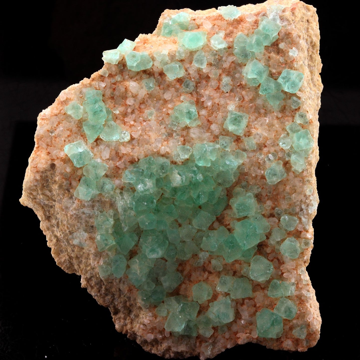 Fluorite. 680.0 carats. El Papiol, Barcelona, Espagne