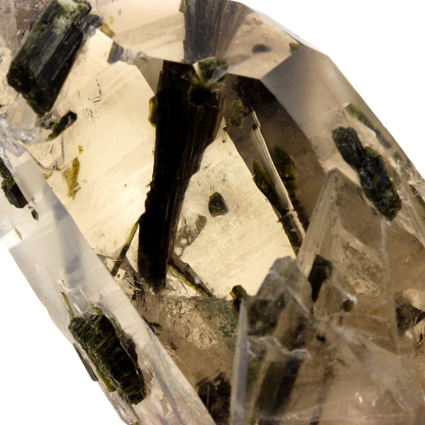 Quartz + Epidote. 1564.5 carats. Caetité, Bahia, Brésil