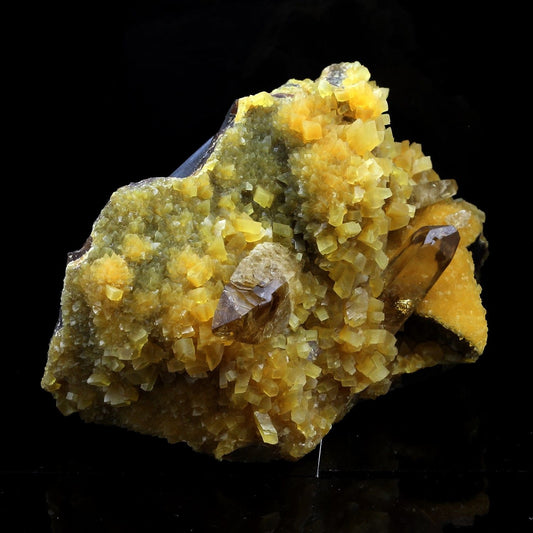 Calcite + Baryte. 1928.0 carats. Elk Creek locality, South Dakota, USA